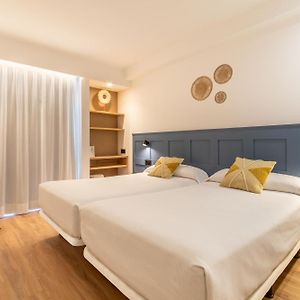 Habitación con 2 Camas Individuales